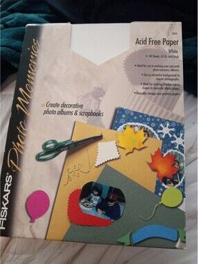 Vintage Fiskars Photo Memories White Acid-Free Paper 65 lb Cardstock 44 Sheets